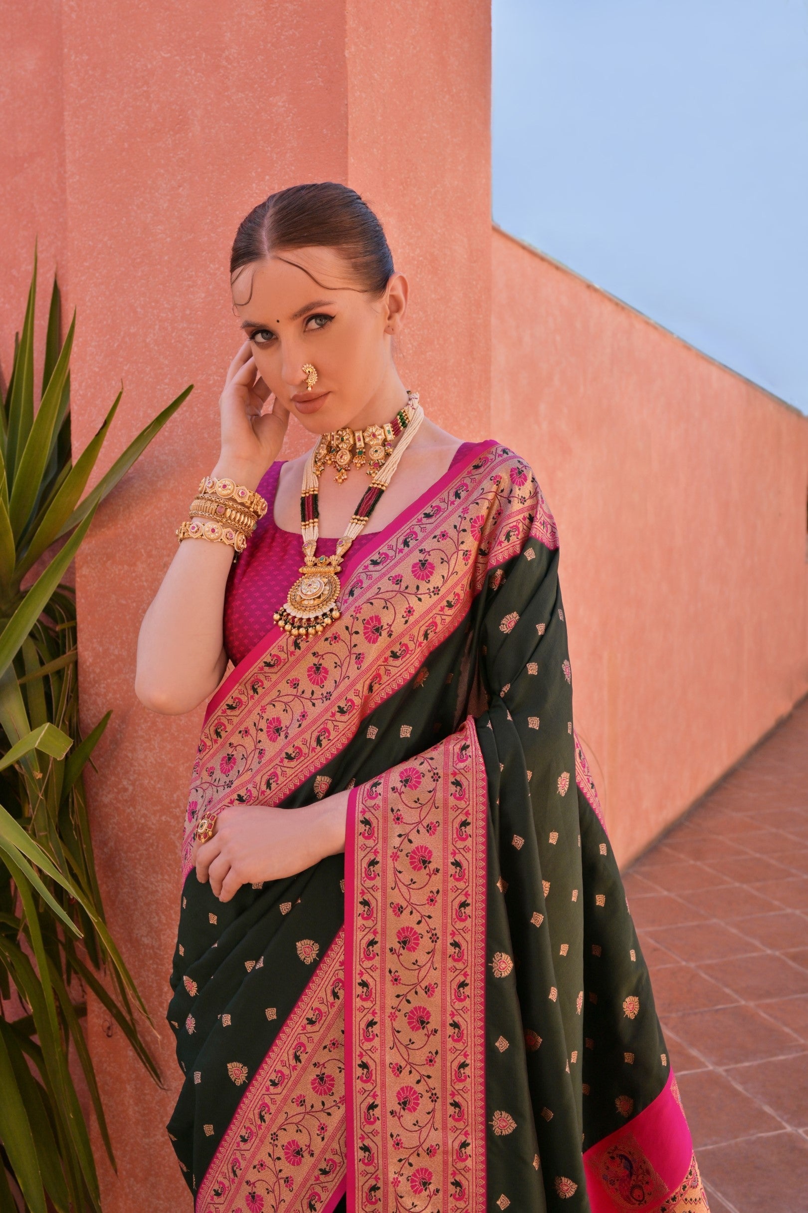 Buy MySilkLove Zeus Dark Green and Pink Zari Woven Paithani Saree Online