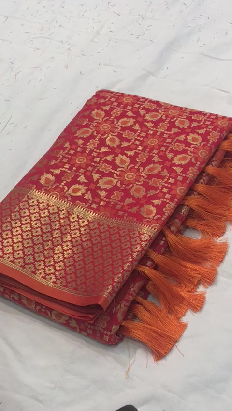 Buy MySilkLove Falun Red Zari Woven Banarasi Saree Online