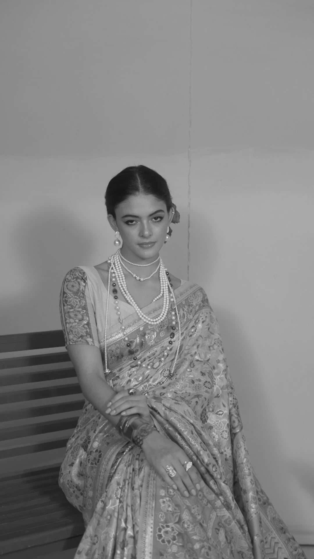 Buy MySilkLove Heather Peach Kashmiri Handloom Jamewar Saree Online