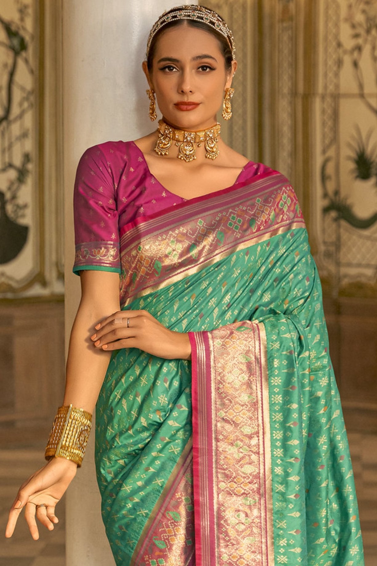 Buy MySilkLove De York Green Woven Patola Silk Saree Online