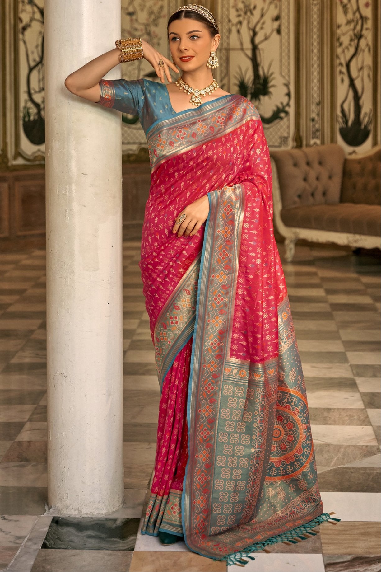 Buy MySilkLove Cardinal Pink Woven Patola Silk Saree Online