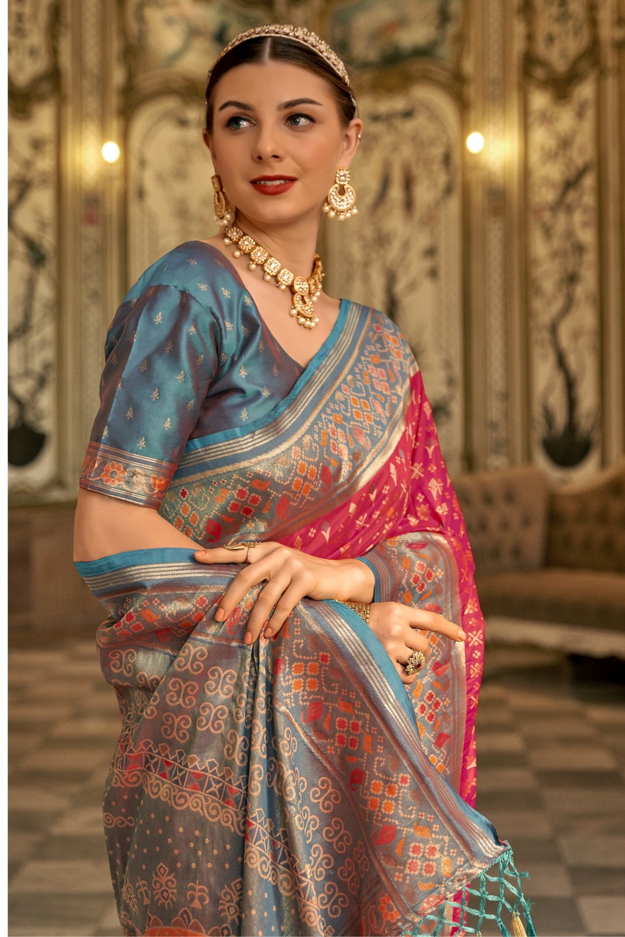 Buy MySilkLove Cardinal Pink Woven Patola Silk Saree Online