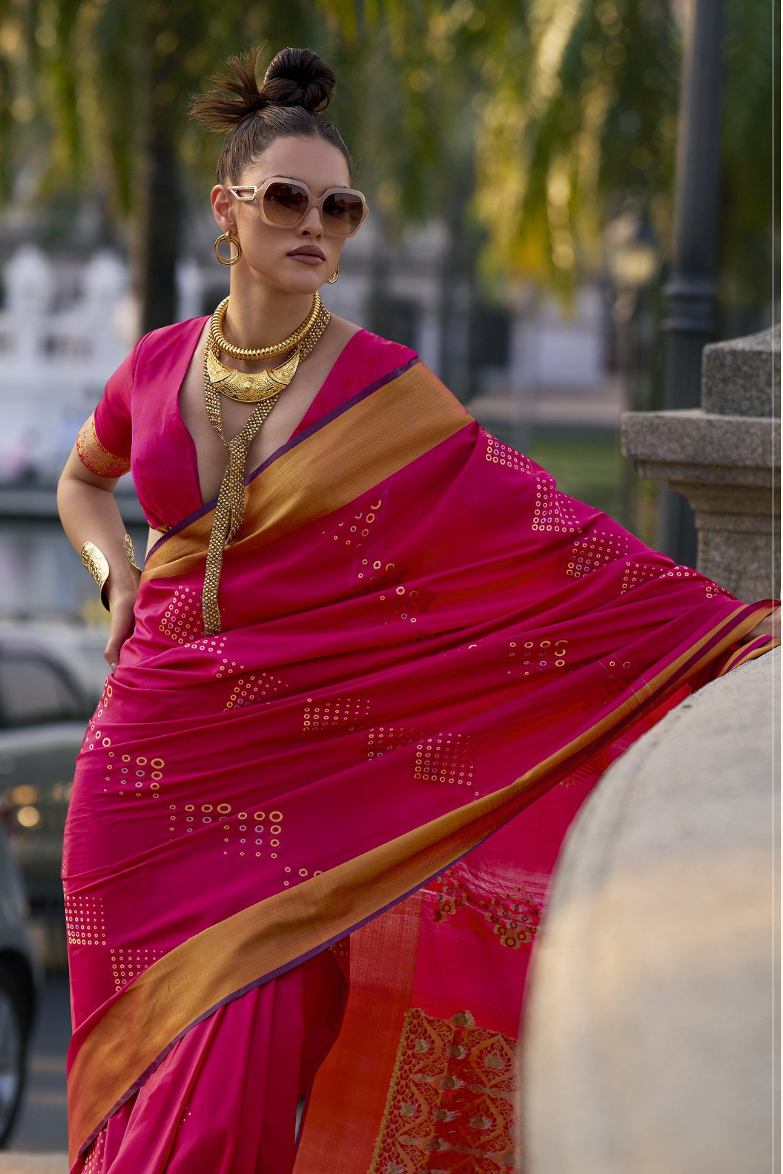 Buy MySilkLove Lipstick Pink Banarasi Handloom Saree Online