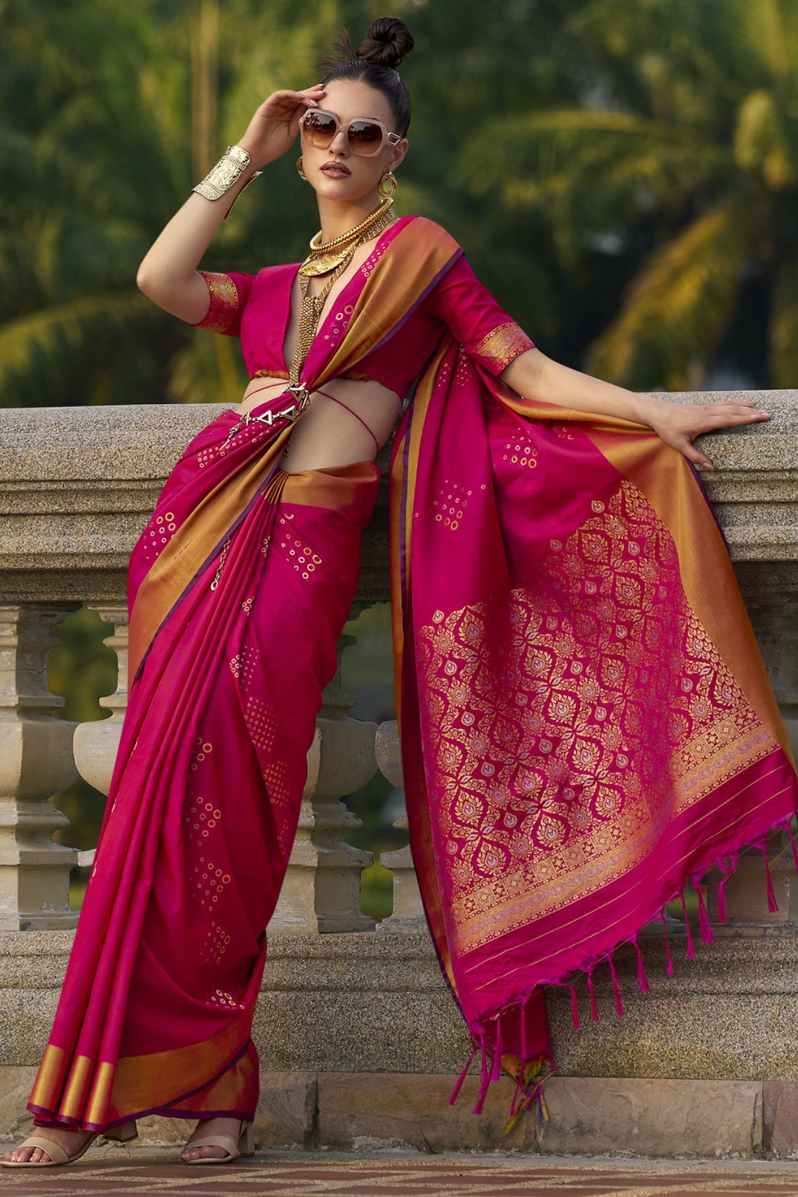 Buy MySilkLove Lipstick Pink Banarasi Handloom Saree Online