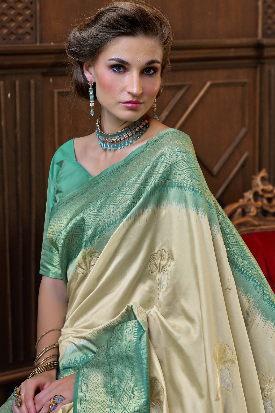 Buy MySilkLove Vanila Cream and Green Zari Woven Banarasi Saree Online