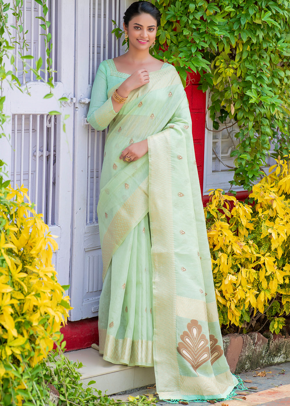 Buy MySilkLove Spring Rain Green Woven Banarasi Linen Silk Saree Online