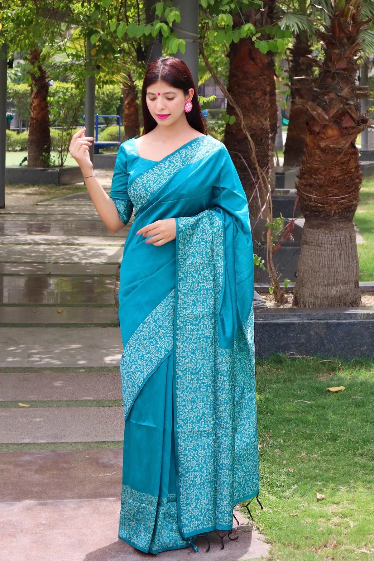 Buy MySilkLove Cerulean Blue Banarasi Raw Silk Saree Online