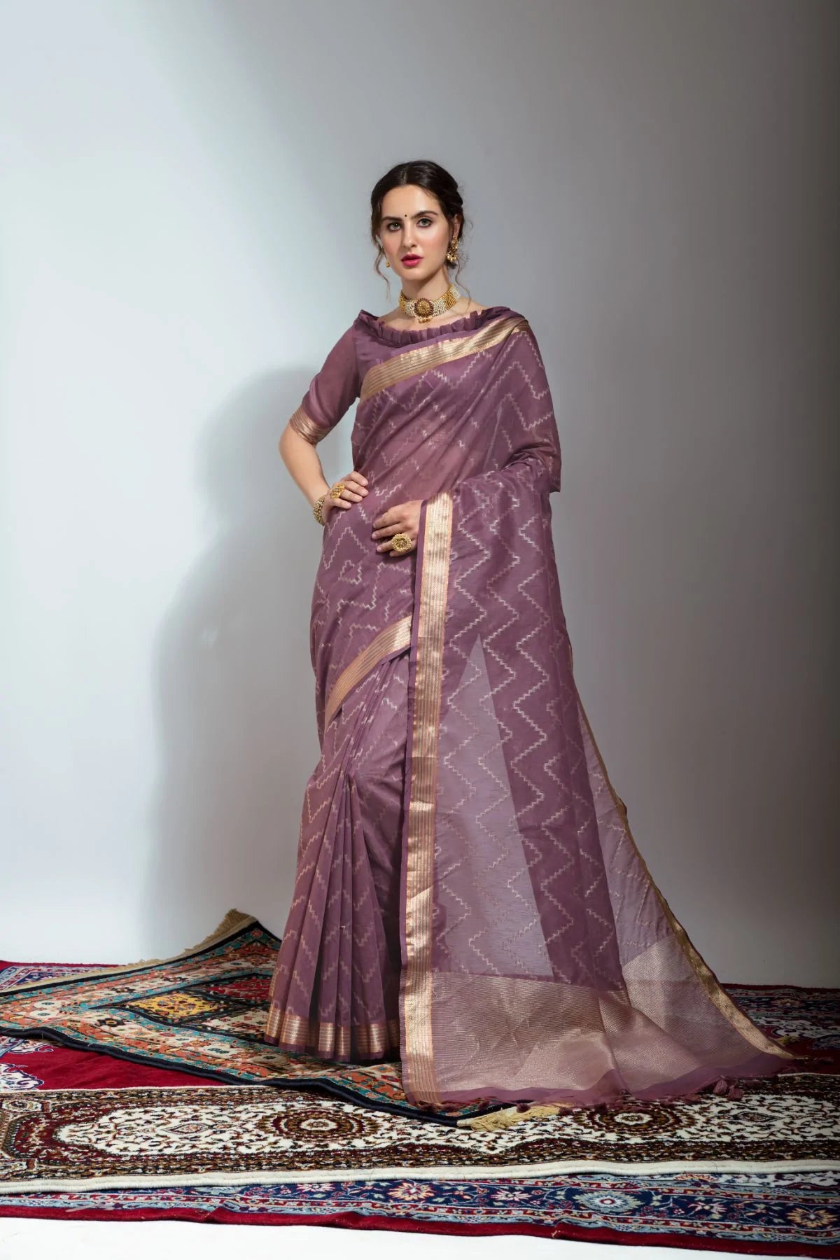 Buy MySilkLove Copper Rose Purple Zari Woven Linen Silk Saree Online