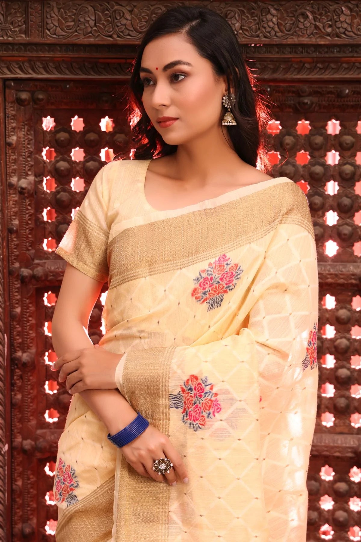 Buy MySilkLove Mania Yellow Zari Woven Linen Saree Online