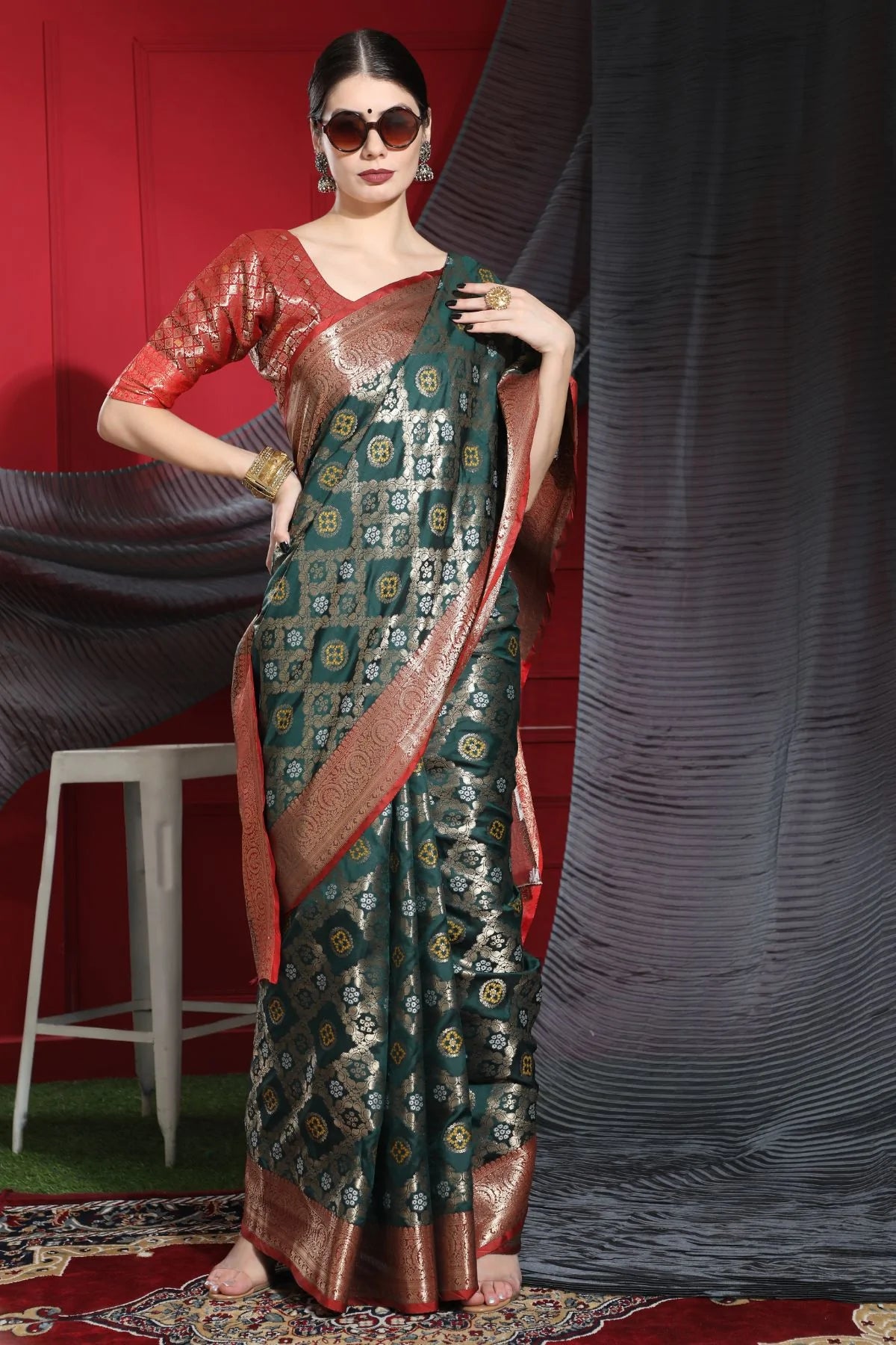 Buy MySilkLove Green Pea Woven Banarasi Silk Saree Online