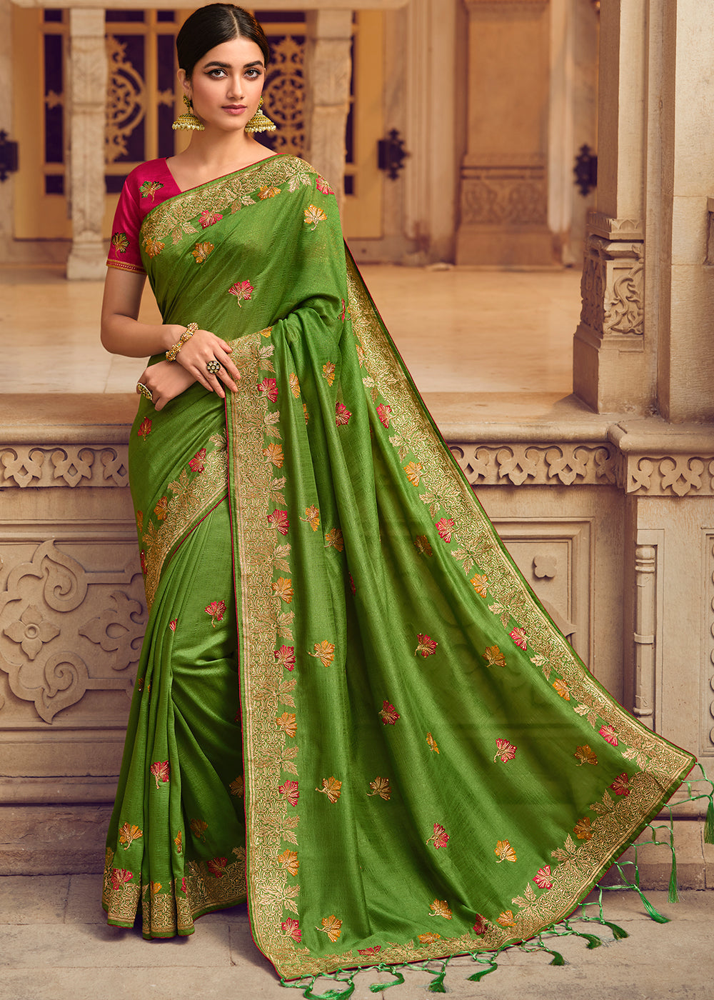 Buy MySilkLove Chelsea Green Woven Banarasi Saree with Embroidery Work Online