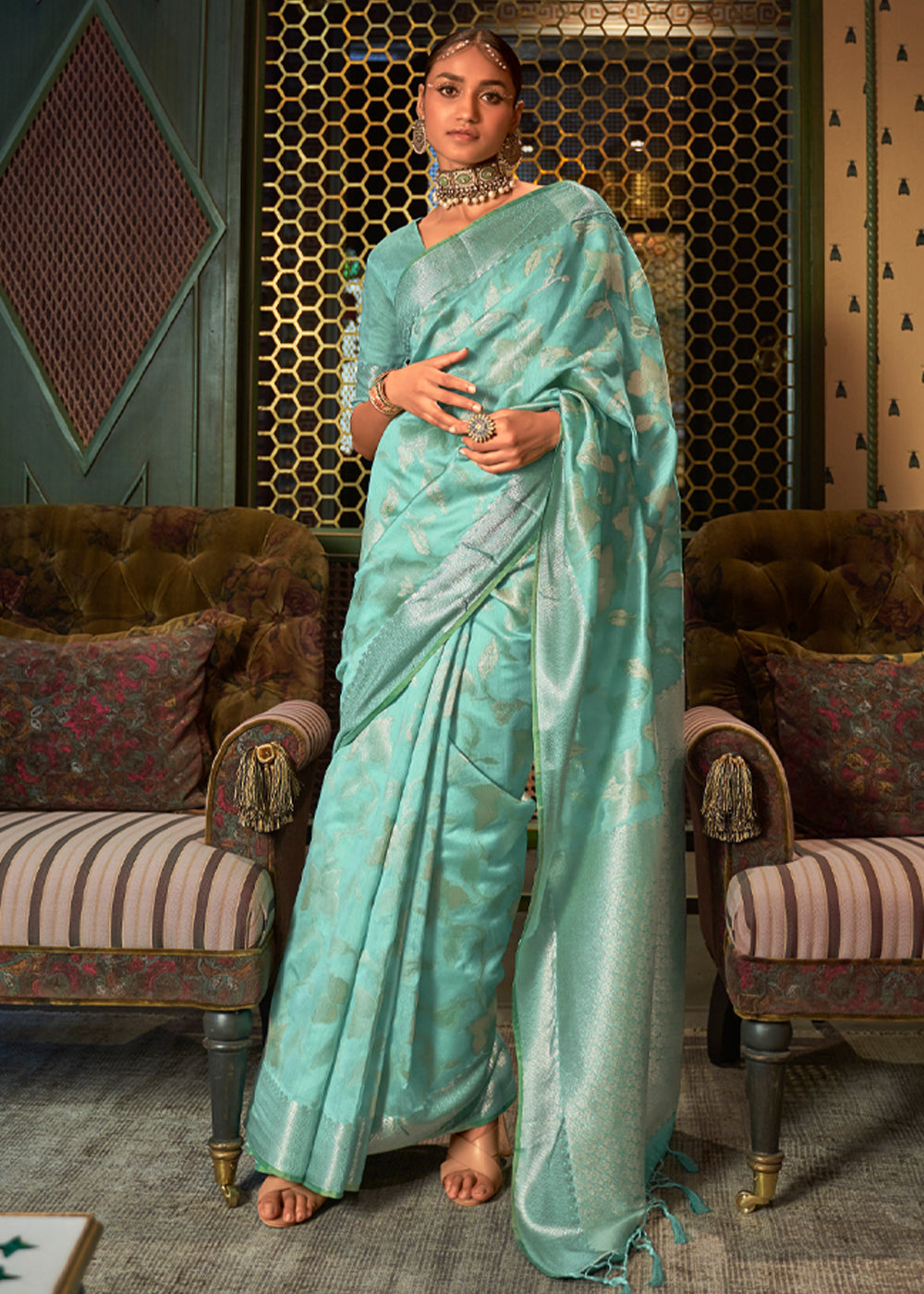 Buy MySilkLove Sinbad Green Zari Woven Banarasi Silk Saree Online