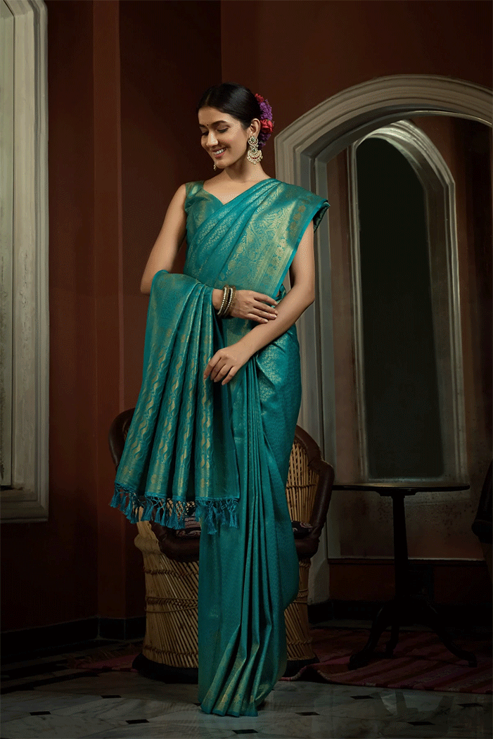 Buy MySilkLove Tradewind Blue Zari Woven Kanjivaram Saree Online