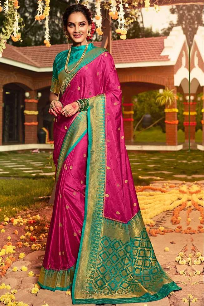 Buy MySilkLove Cabaret Pink and Blue Zari Woven Kanjivaram Saree Online