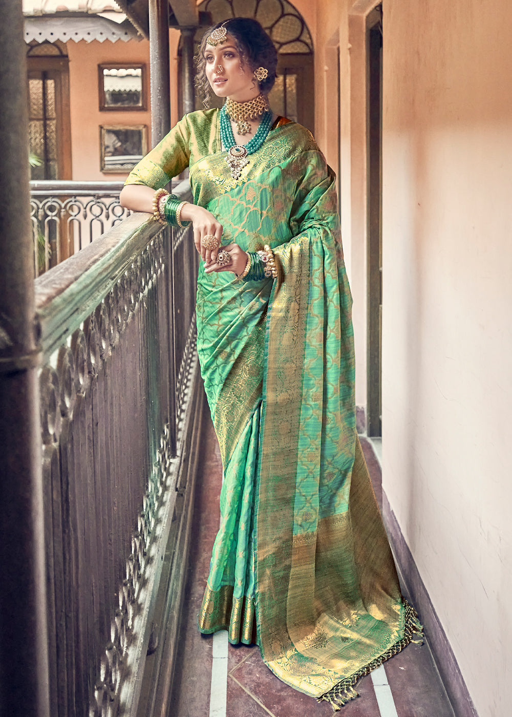 Buy MySilkLove Vista Green Woven Banarasi Silk Saree Online