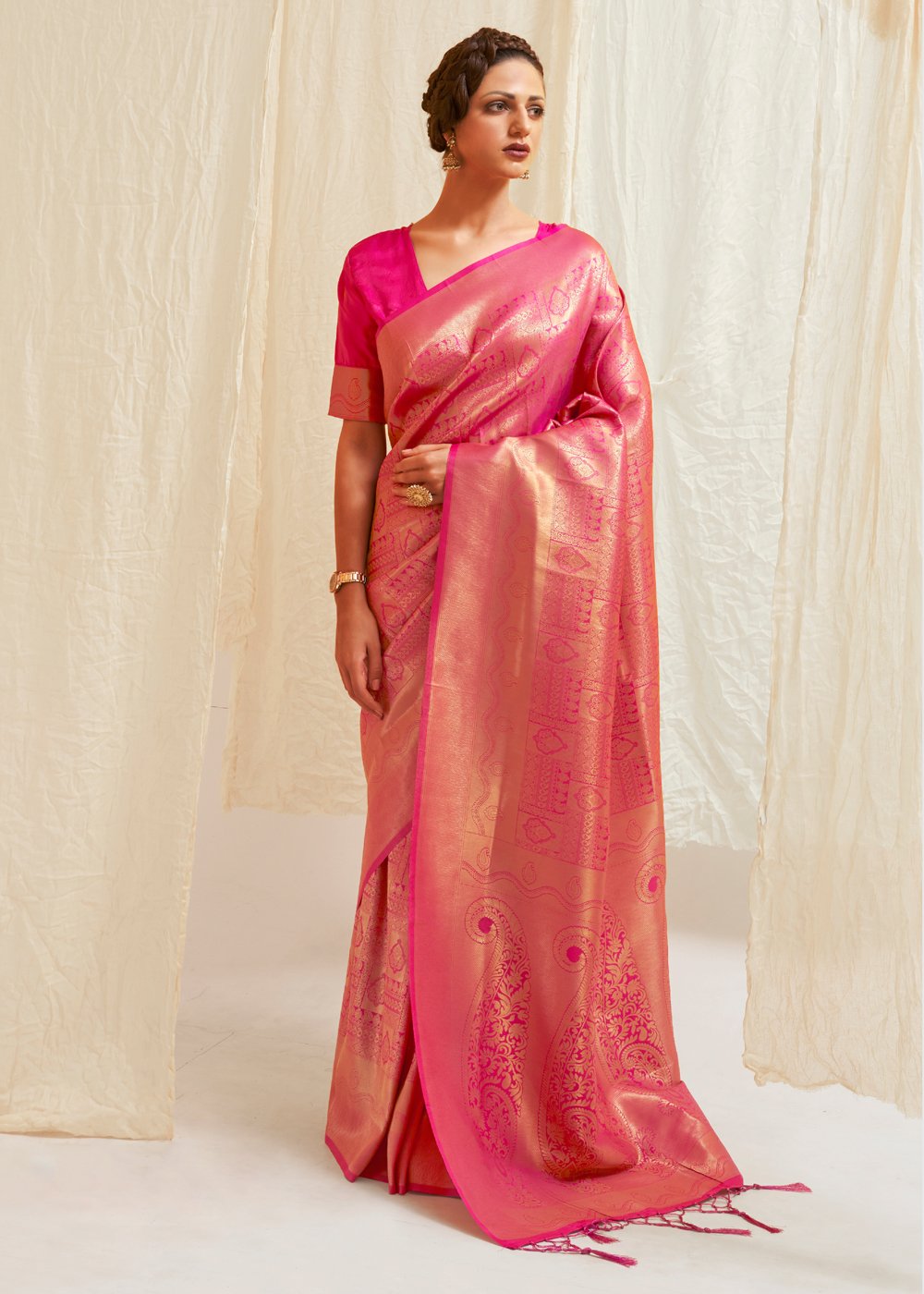 Buy MySilkLove Pink Jelly Zari Woven Kanjivaram Silk Saree Online