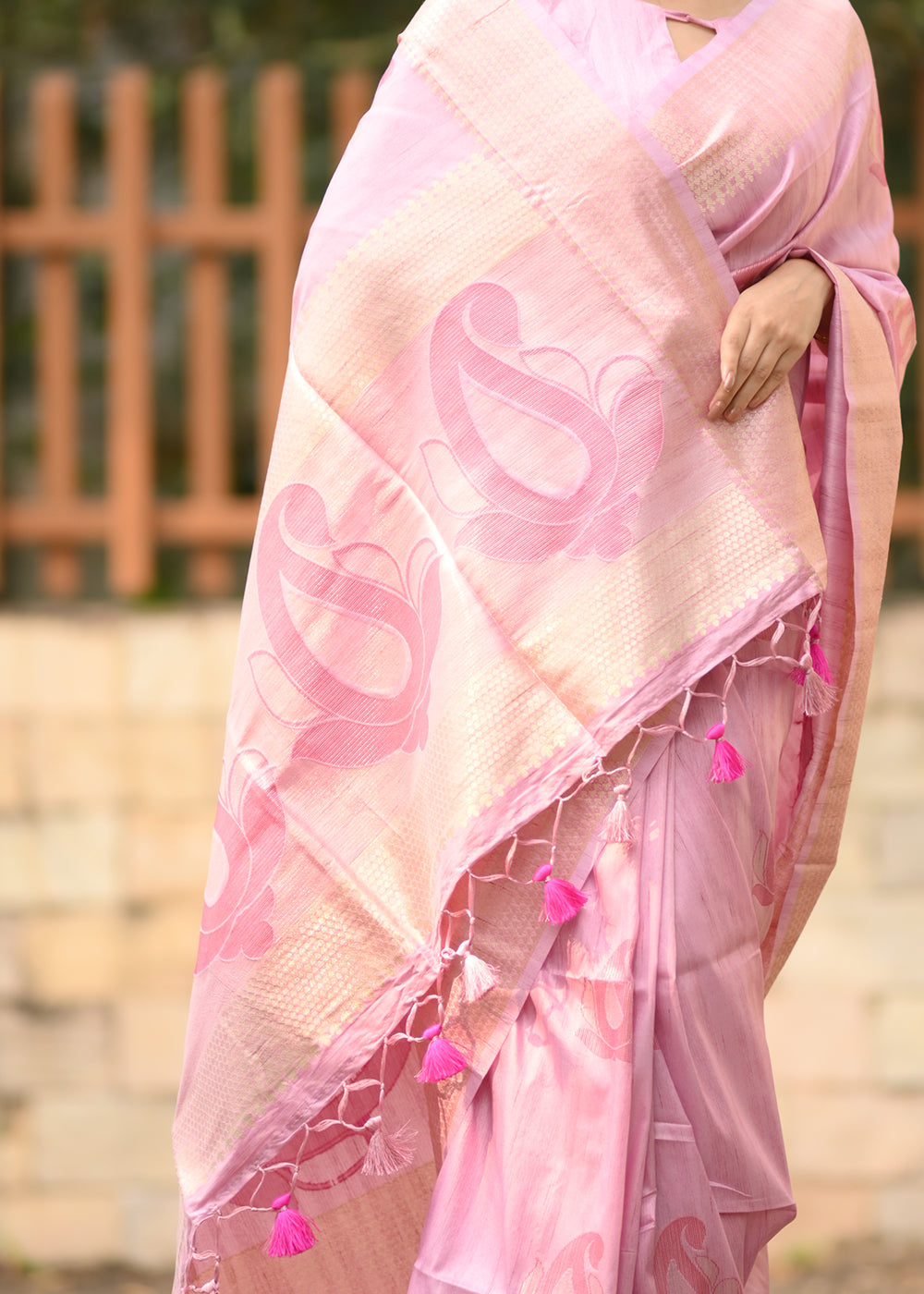 Buy MySilkLove Cinderella Pink Woven Soft Silk Saree Online