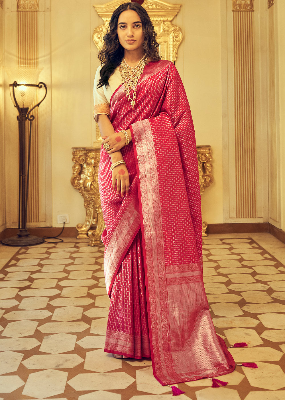 Buy MySilkLove Salmon Pearl Pink Zari Woven Kanjivaram Silk Saree Online