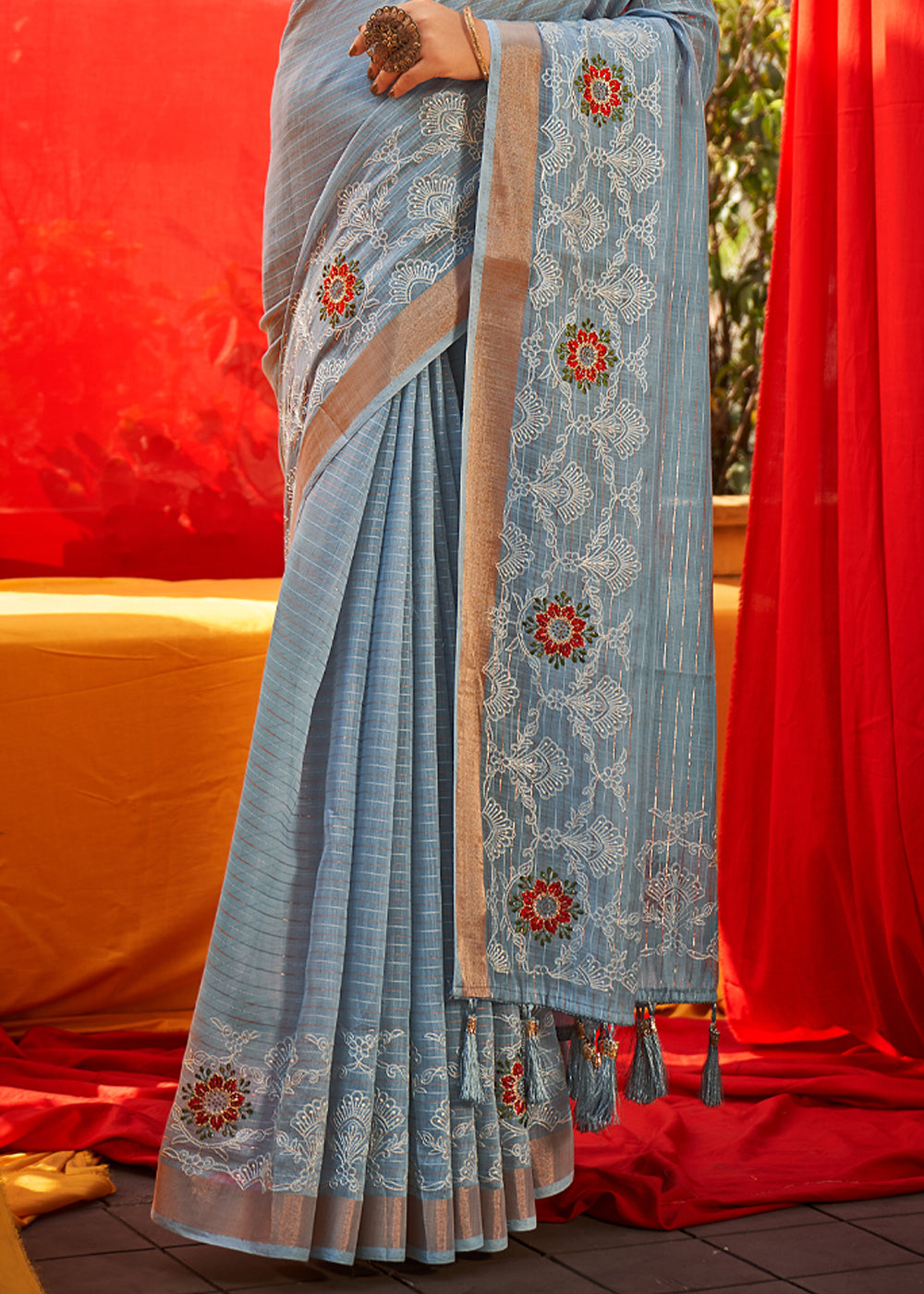 Buy MySilkLove Edward Grey Woven Linen Silk Saree Online