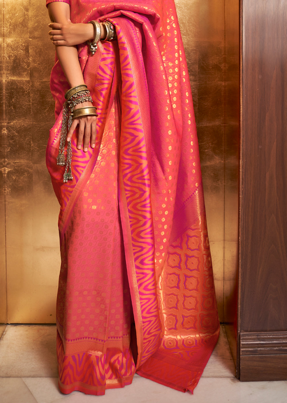 Buy MySilkLove French Rose Pink Woven Banarasi Silk Saree Online