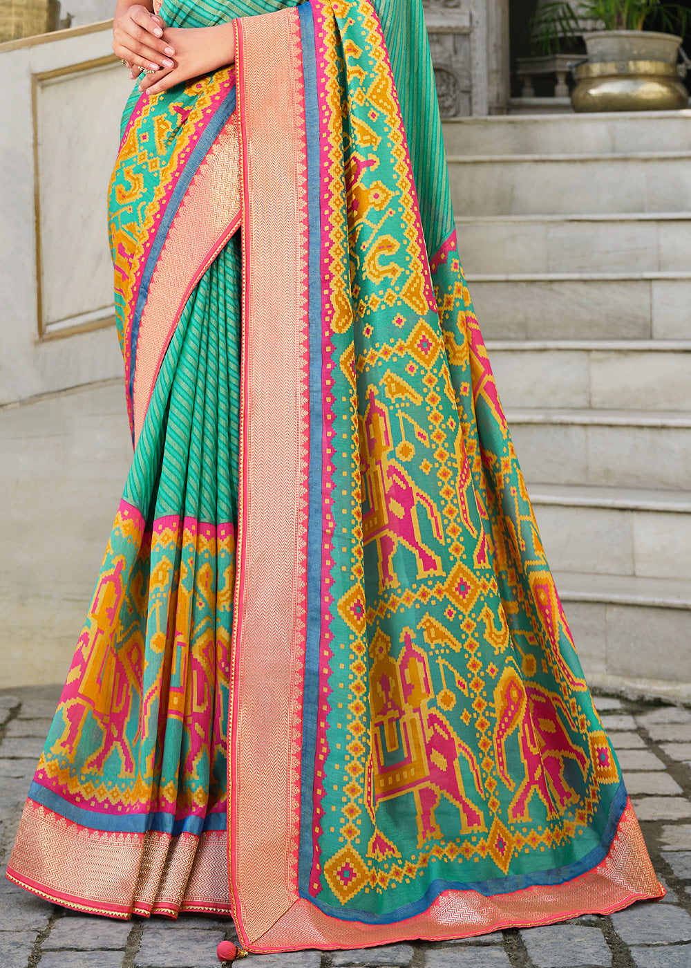 Buy MySilkLove Spring Leaves Green Brasso Patola Printed Saree Online