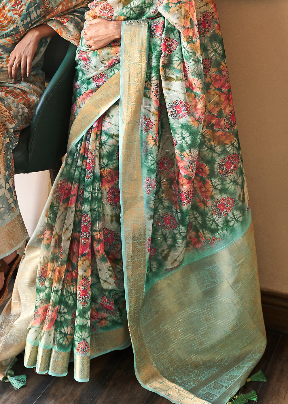 Buy MySilkLove Pine Green Digital Print Linen Saree Online