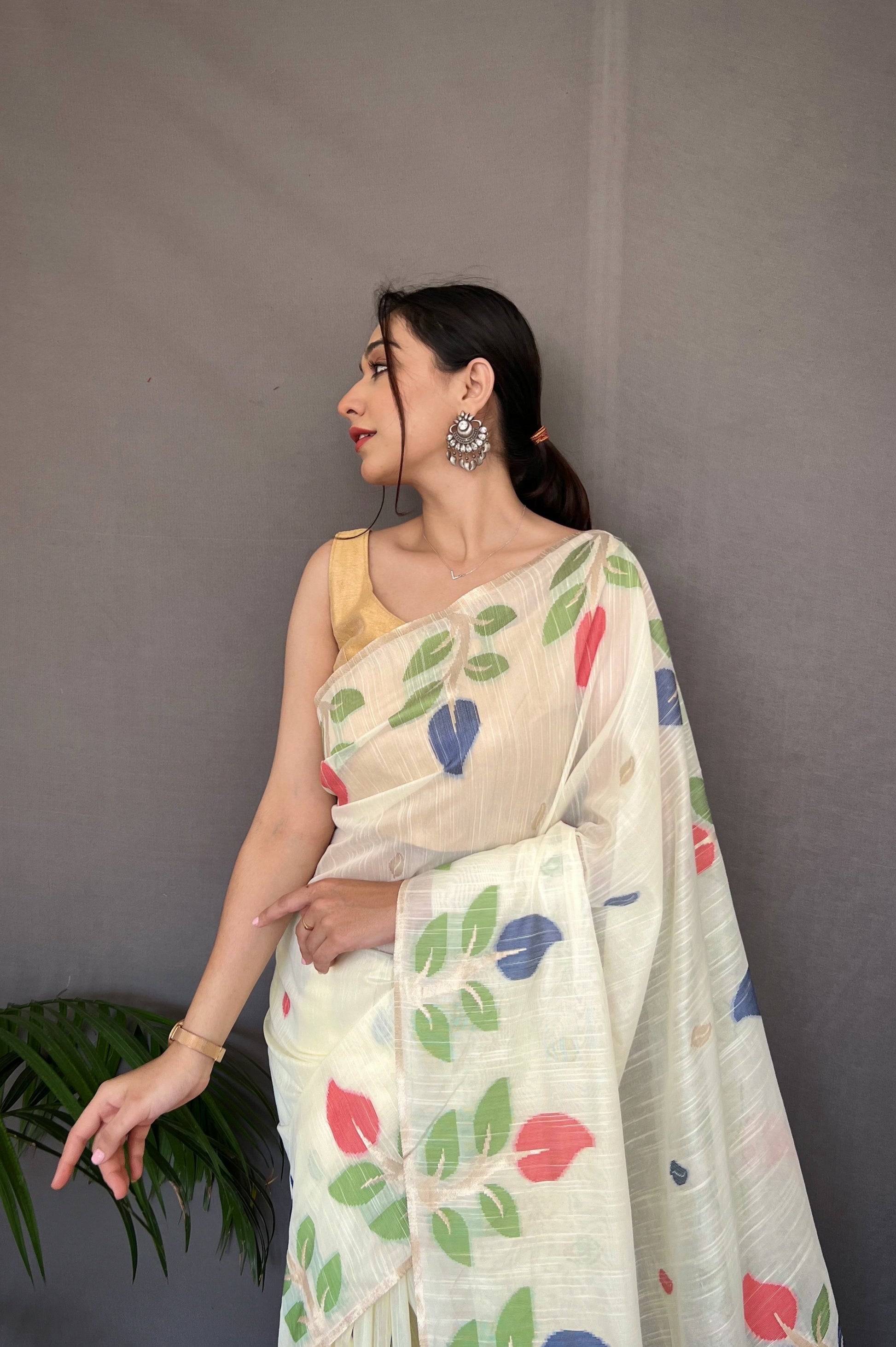 Buy MySilkLove Spanish White Woven Cotton Jamdani Silk Saree Online