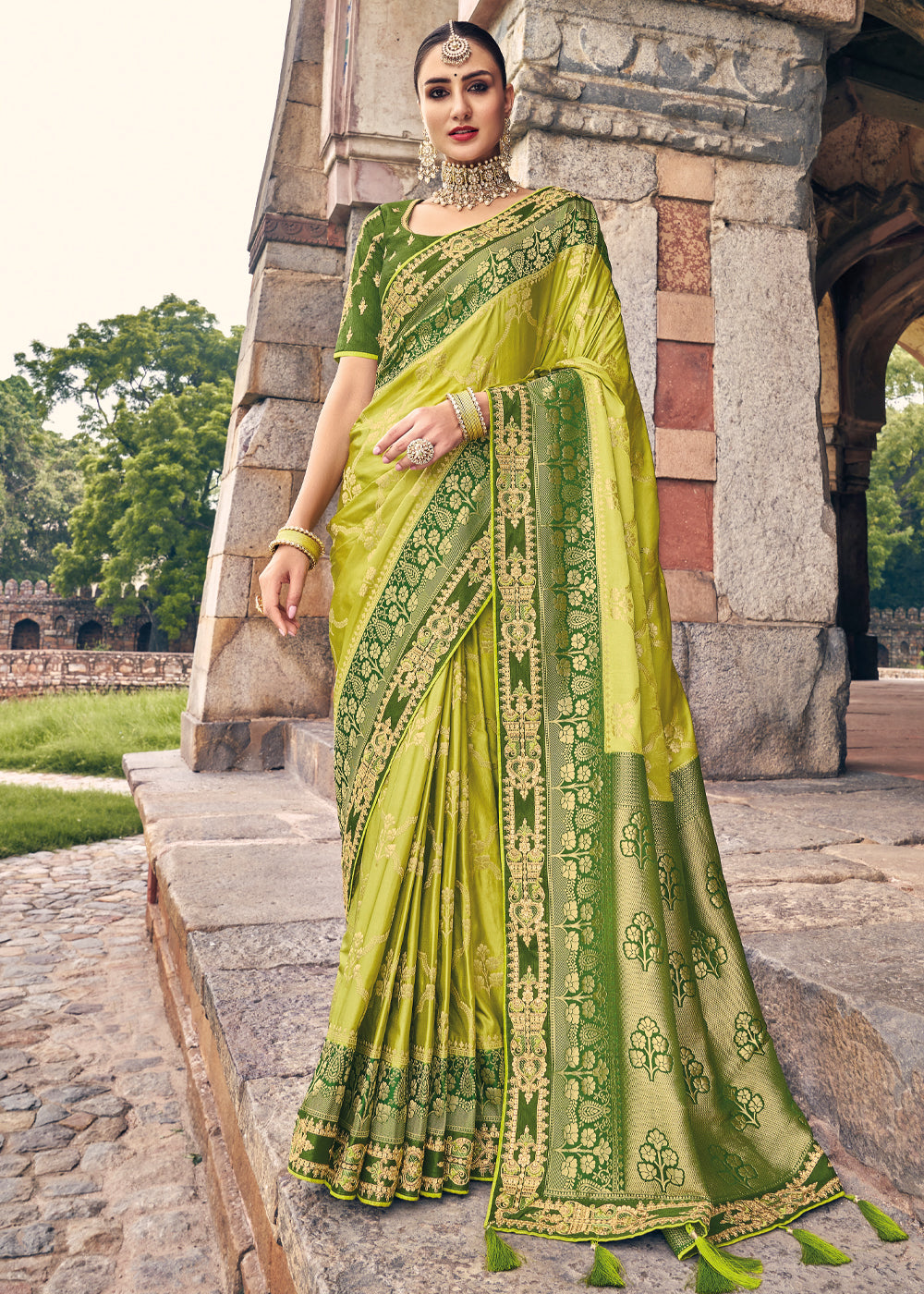 Buy MySilkLove Chenin Green Zari Woven Designer Banarasi Saree Online