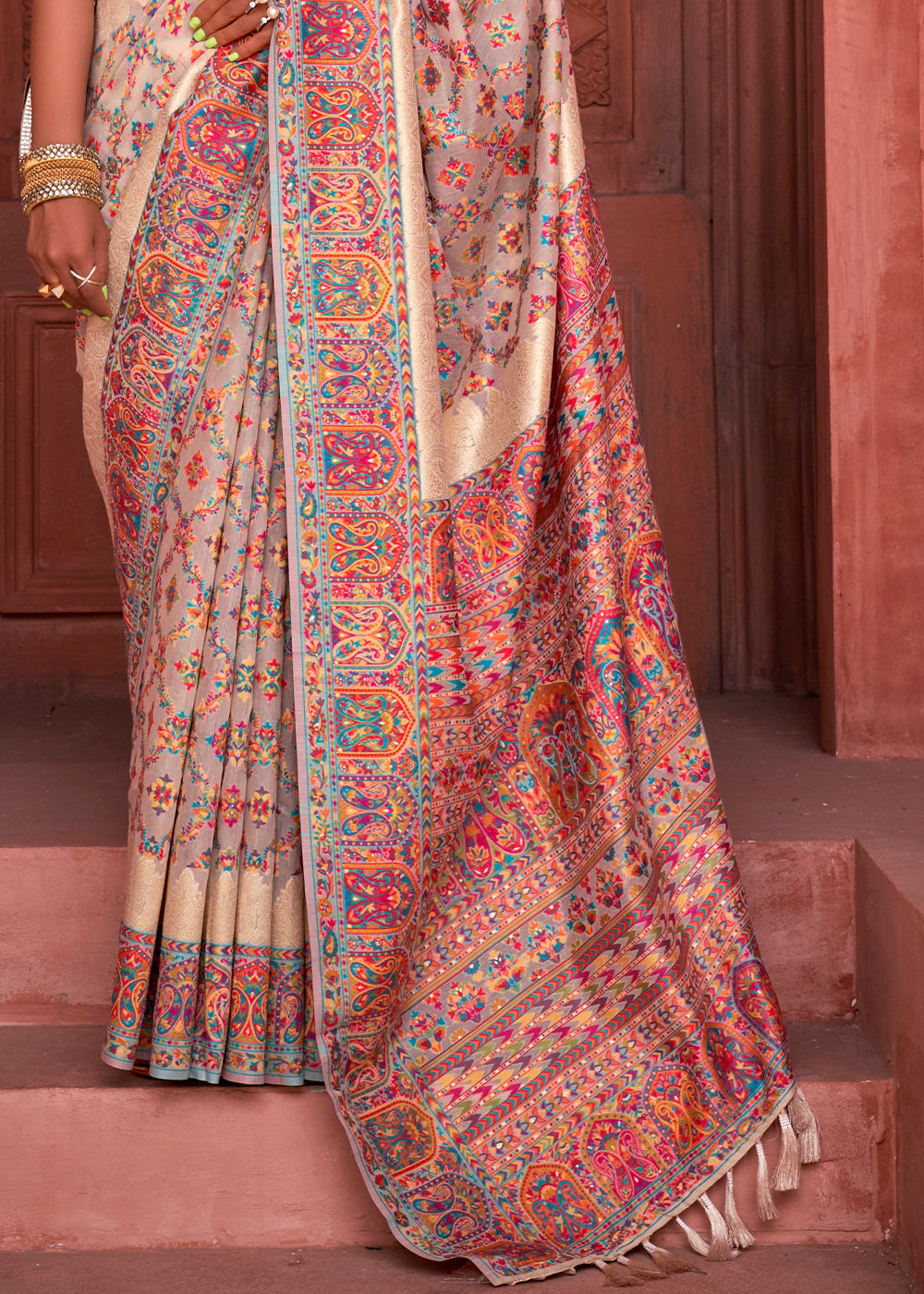 Buy MySilkLove Eunry Peach Banarasi Jamawar Silk Saree Online