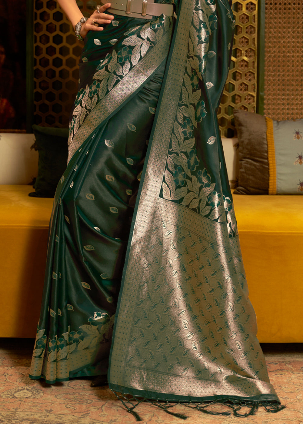 Buy MySilkLove Racing Green woven Banarasi Silk Saree Online