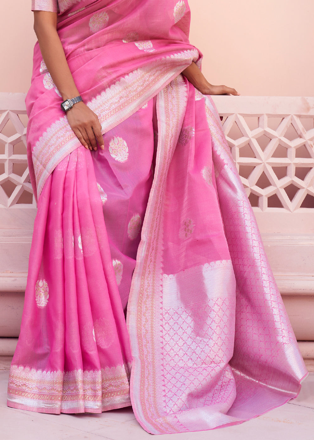 Buy MySilkLove Carnation Pink Woven Banarasi Linen Silk Saree Online