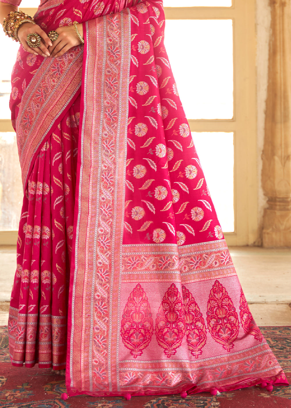 Buy MySilkLove Cherry Pink Zari Woven Banarasi Silk Saree Online