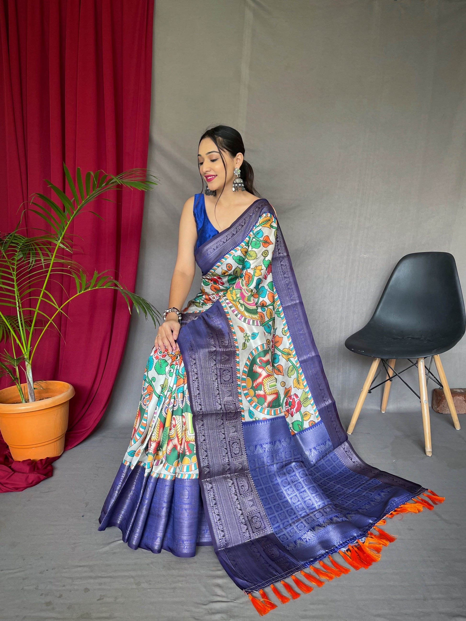 Buy MySilkLove Moon Mist White and Blue Kalamkari Gala Printed Saree Online