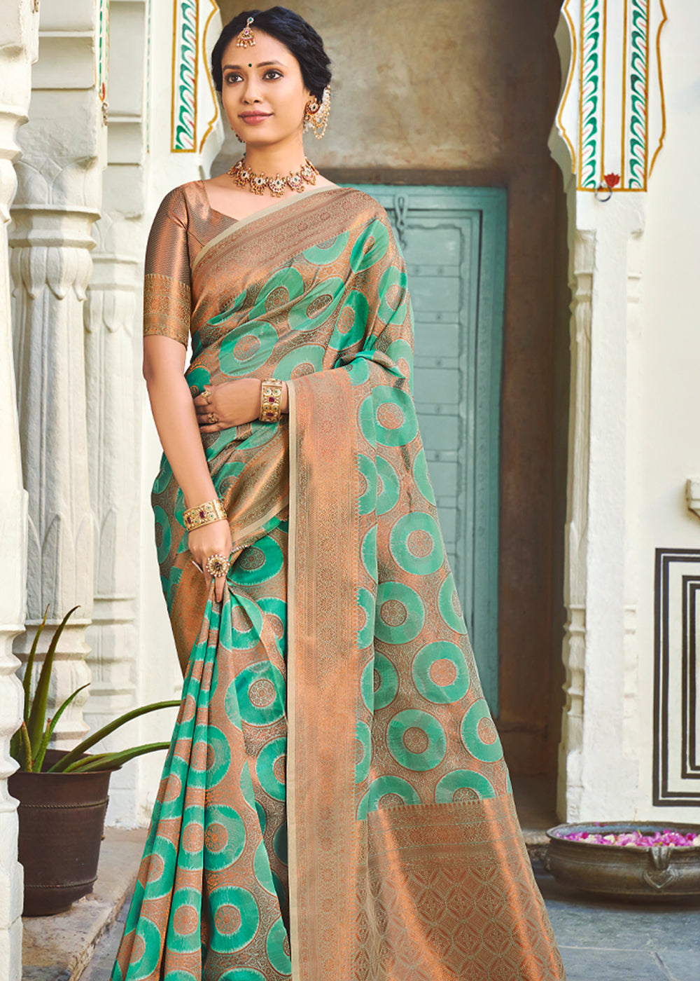 Buy MySilkLove Mountain Meadow Green Woven Banarasi Organza Silk Saree Online