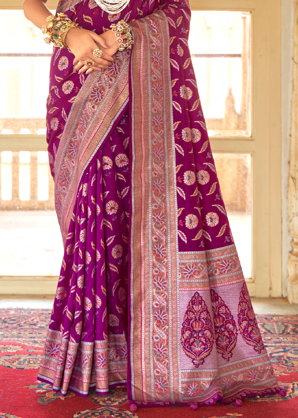 Buy MySilkLove Vin Rouge Purple Zari Woven Banarasi Silk Saree Online
