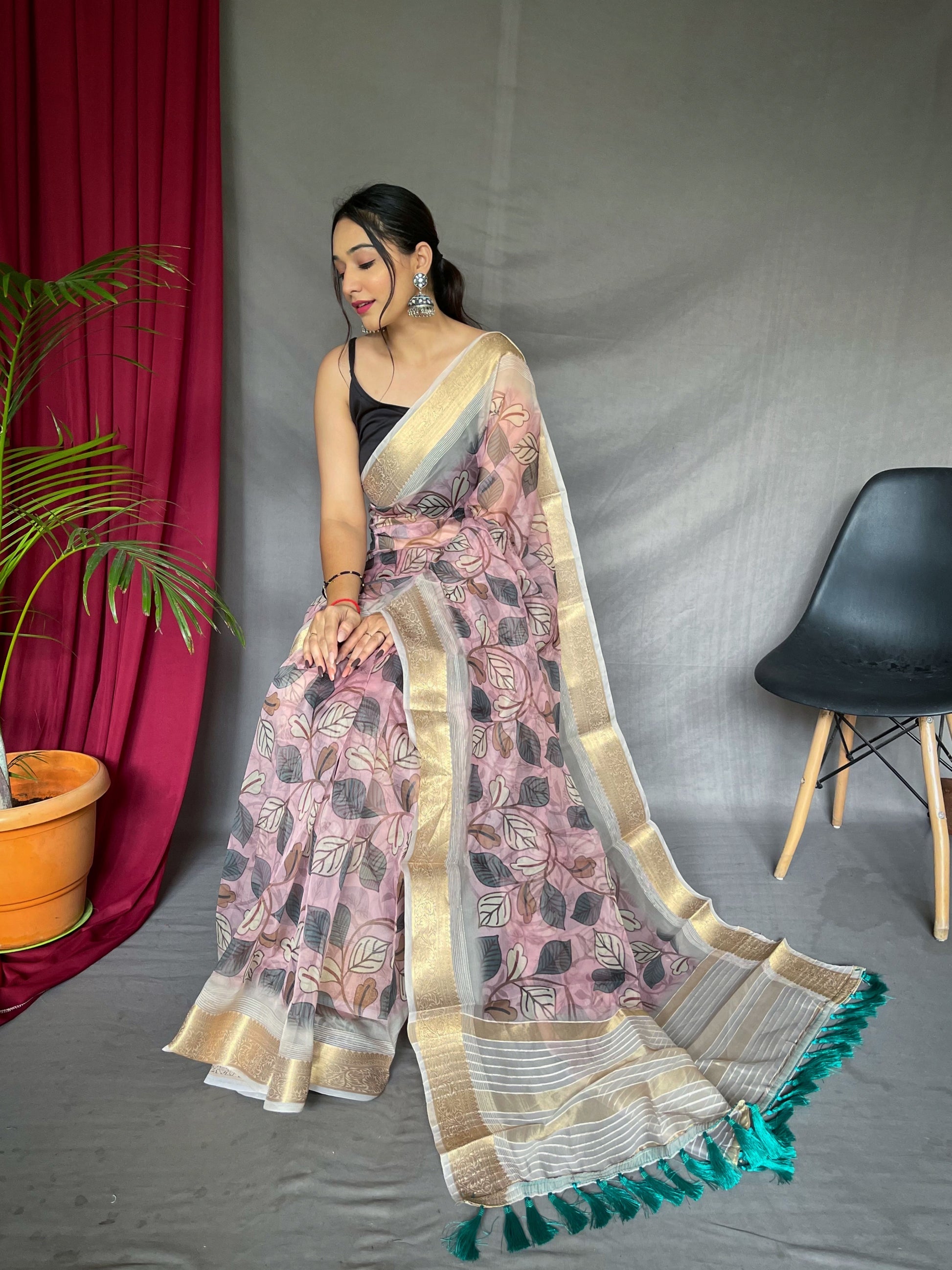 MySilkLove Beauty Bush Pink Organza Floral Printed with Sequins Jacquard Woven Saree