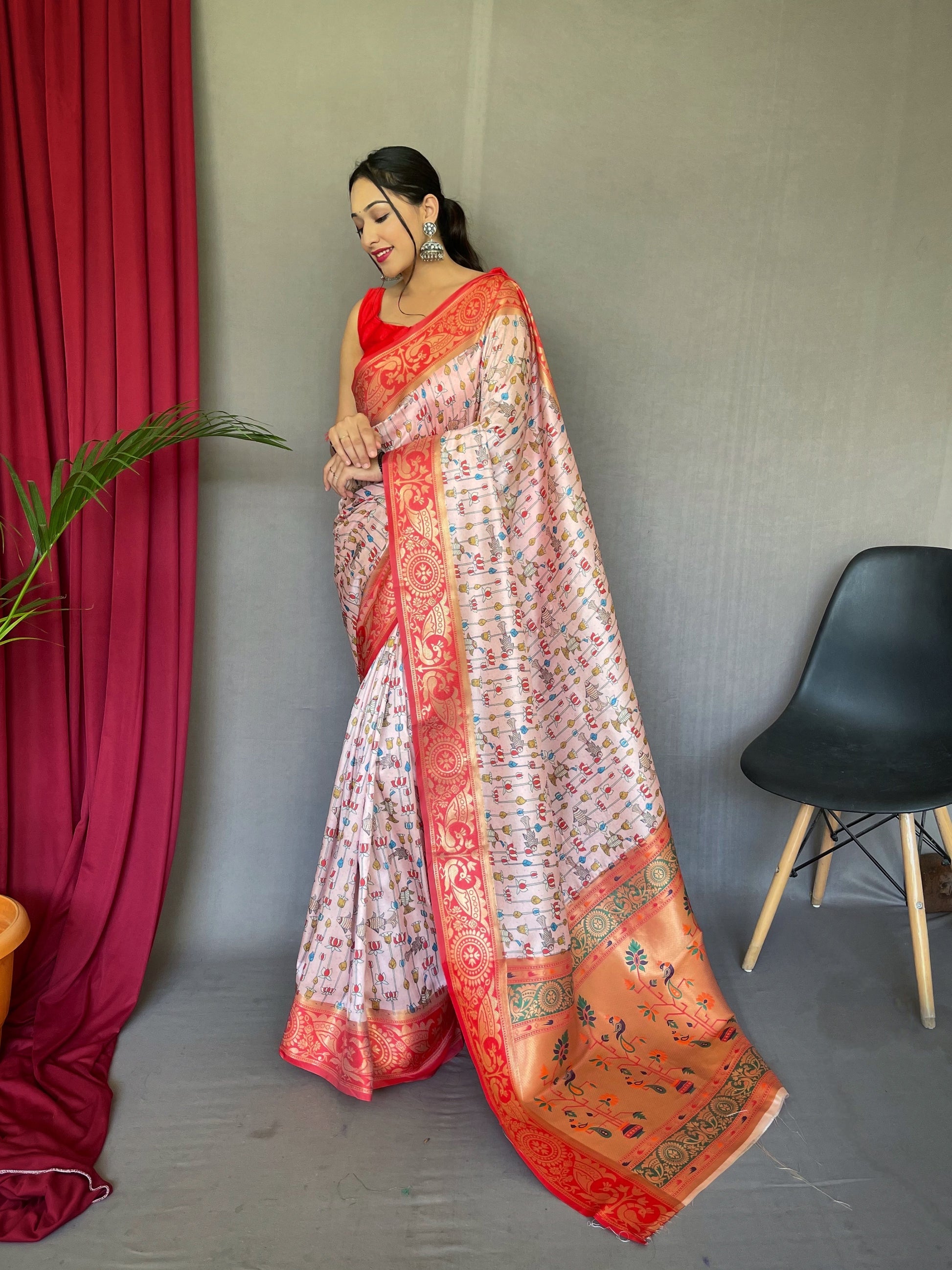 Buy MySilkLove Watusi Pink Kohinoor Kalamkari Gala Paithani Printed Fusion Woven Saree Online