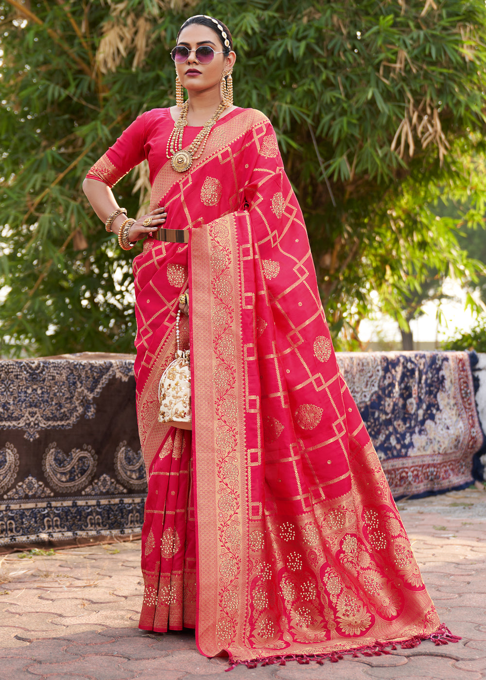 Buy MySilkLove Wild Pink Woven Banarasi Silk Saree Online