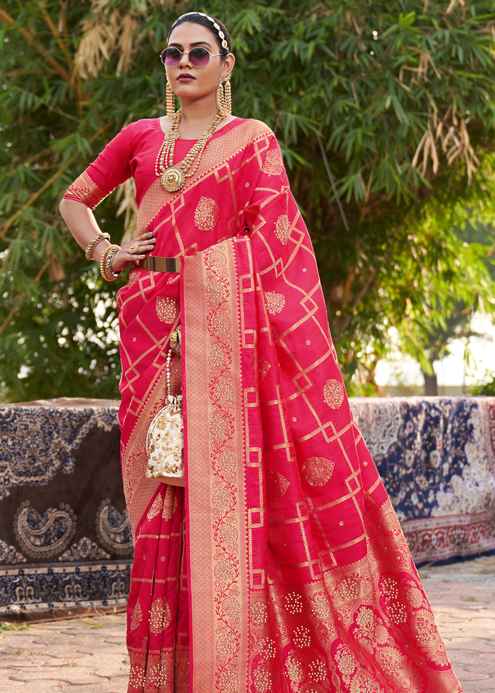 Buy MySilkLove Wild Pink Woven Banarasi Silk Saree Online