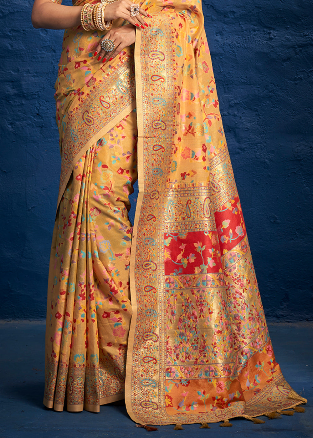 Buy MySilkLove Salomie Yellow Woven Banarasi Jamewar Saree Online