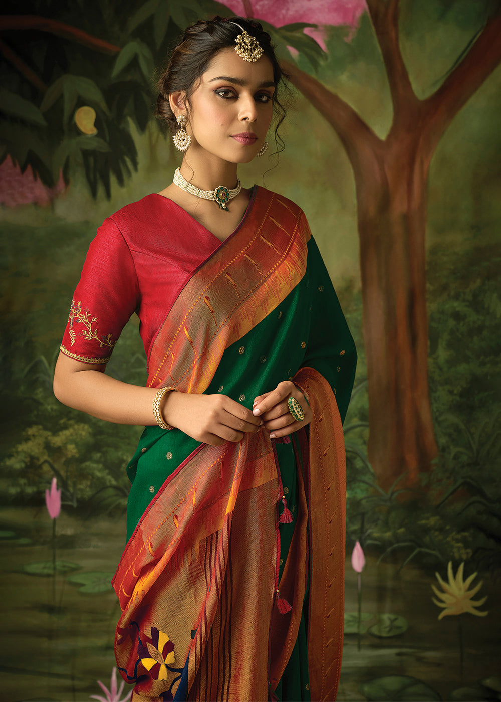 Buy MySilkLove Goblin Green Woven Paithani Silk Saree Online