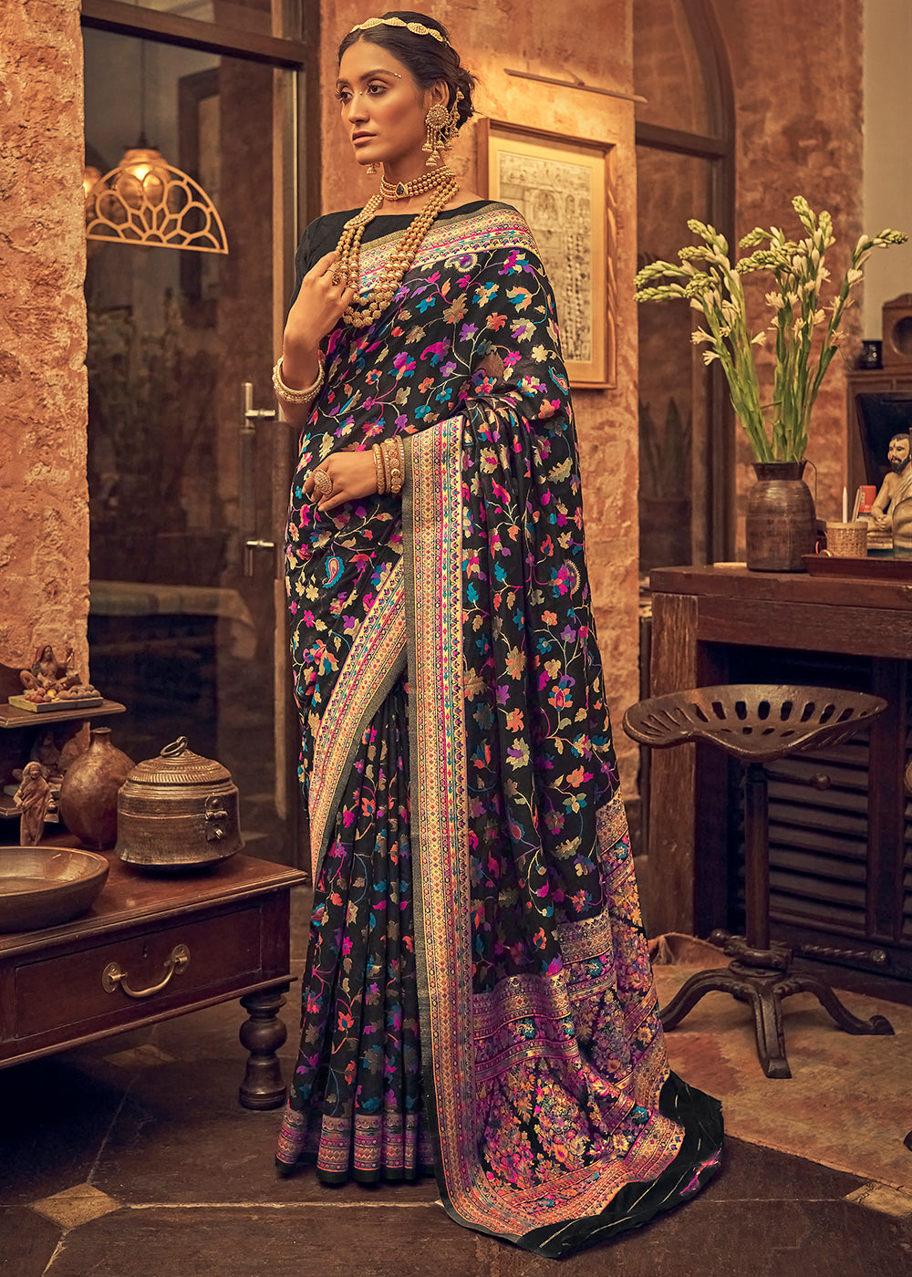 Buy MySilkLove Armadillo Black Kashmiri Jamewar Woven Silk Saree Online