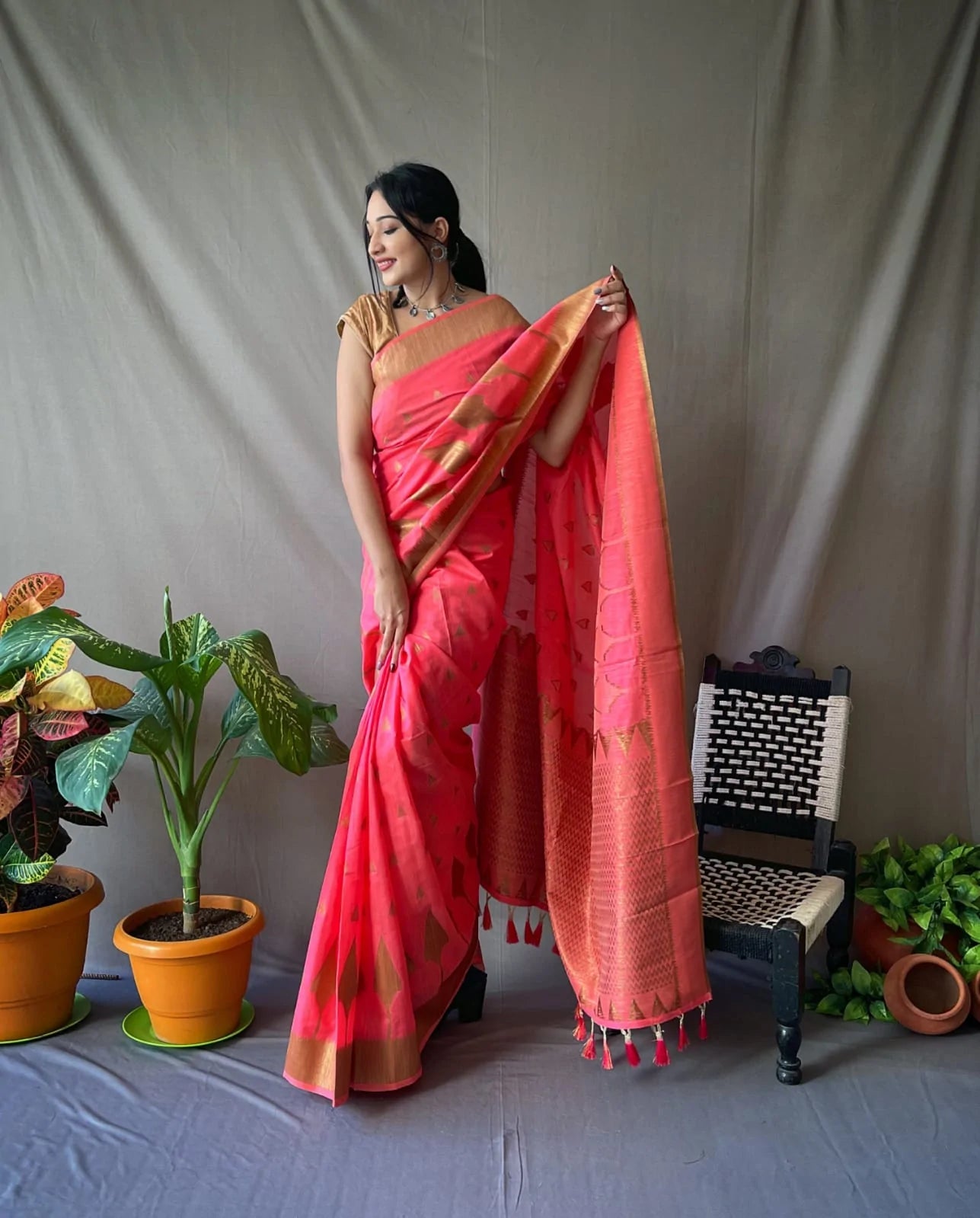 Buy MySilkLove Carnation Pink Zari Woven Cotton Saree Online