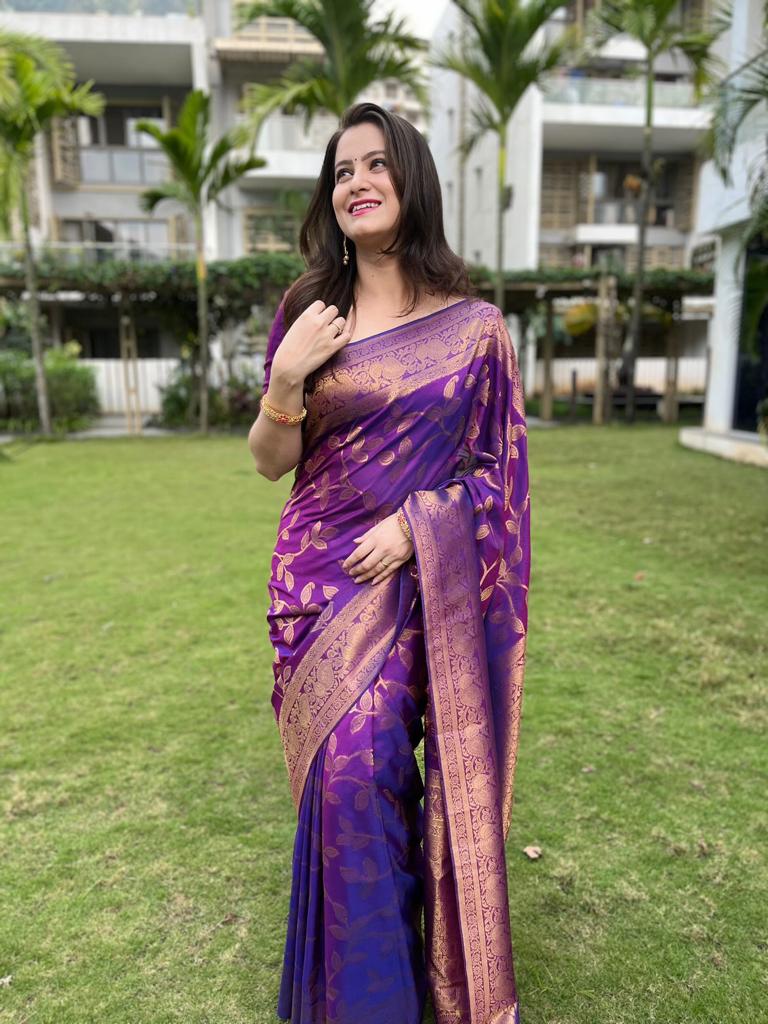 Buy MySilkLove Eminence Purple Zari Woven Kanjivaram Silk Saree Online