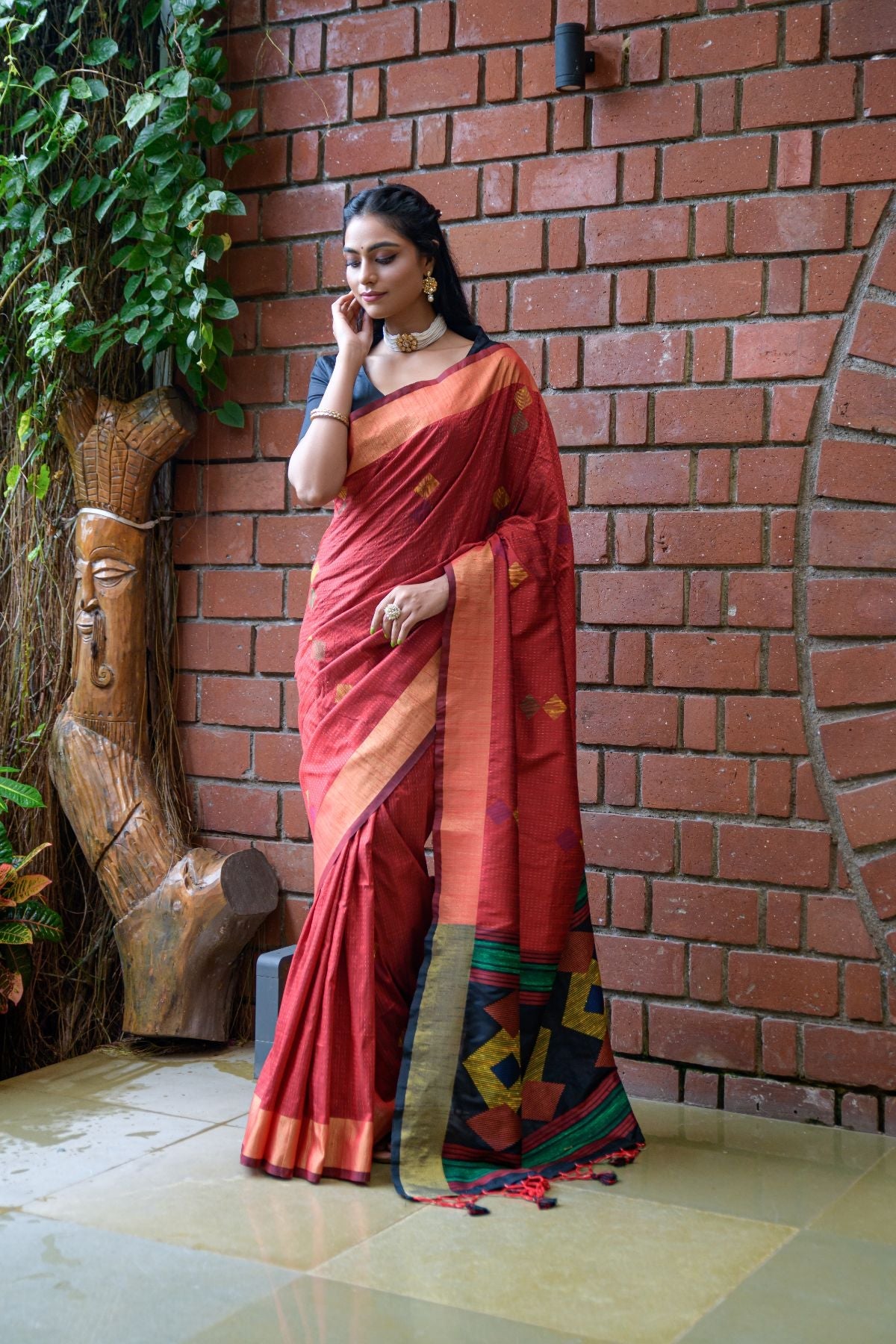 Buy MySilkLove Cedar Chest Red Banarasi Raw Silk Saree Online