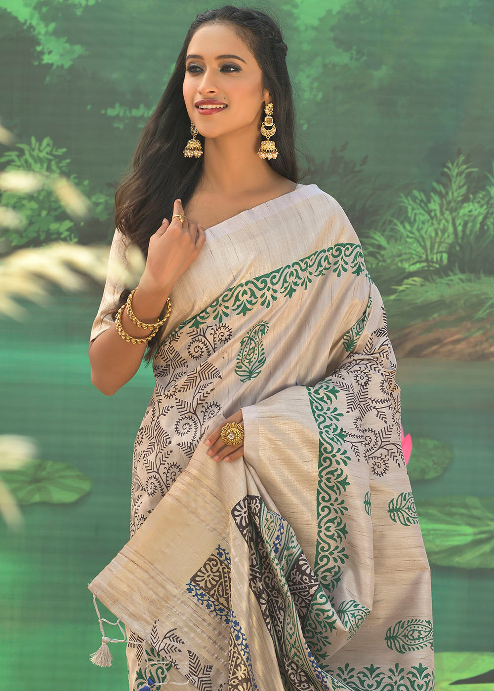 Buy MySilkLove Rodeo Dust Grey Cotton Silk Printed Saree Online