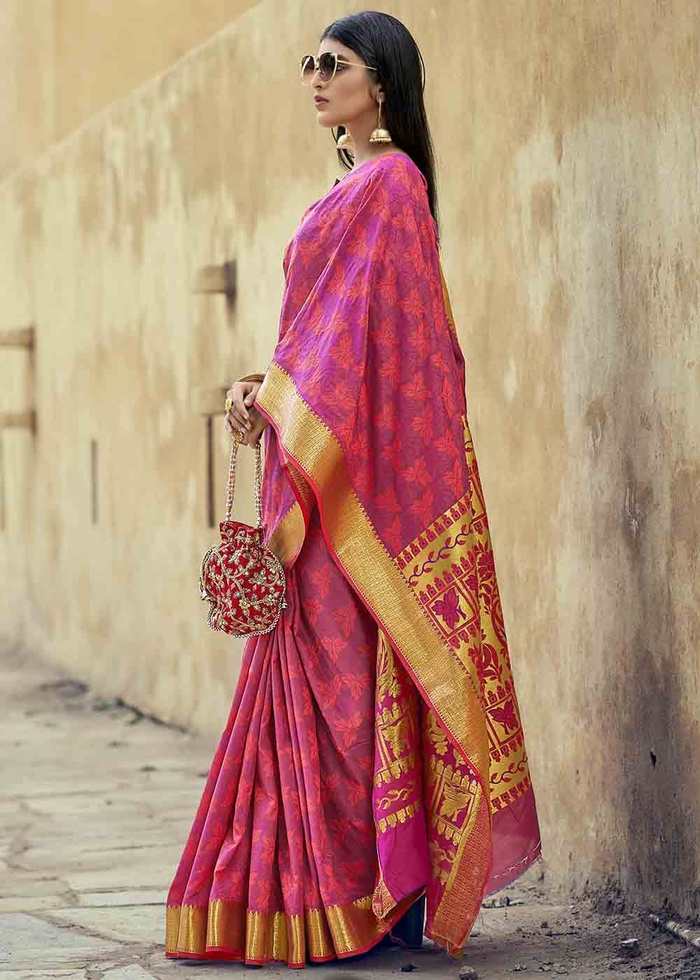 Buy MySilkLove Stiletto Pink Zari Woven Banarasi Silk Saree Online