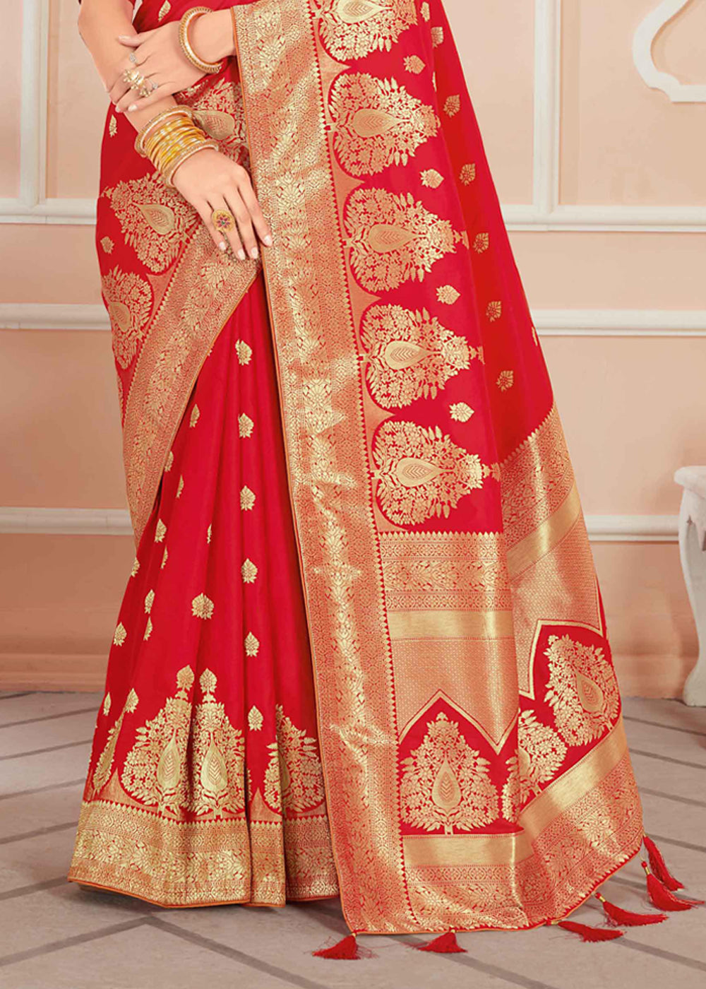 Buy MySilkLove Flower Red Zari Woven Banarasi Silk Saree Online