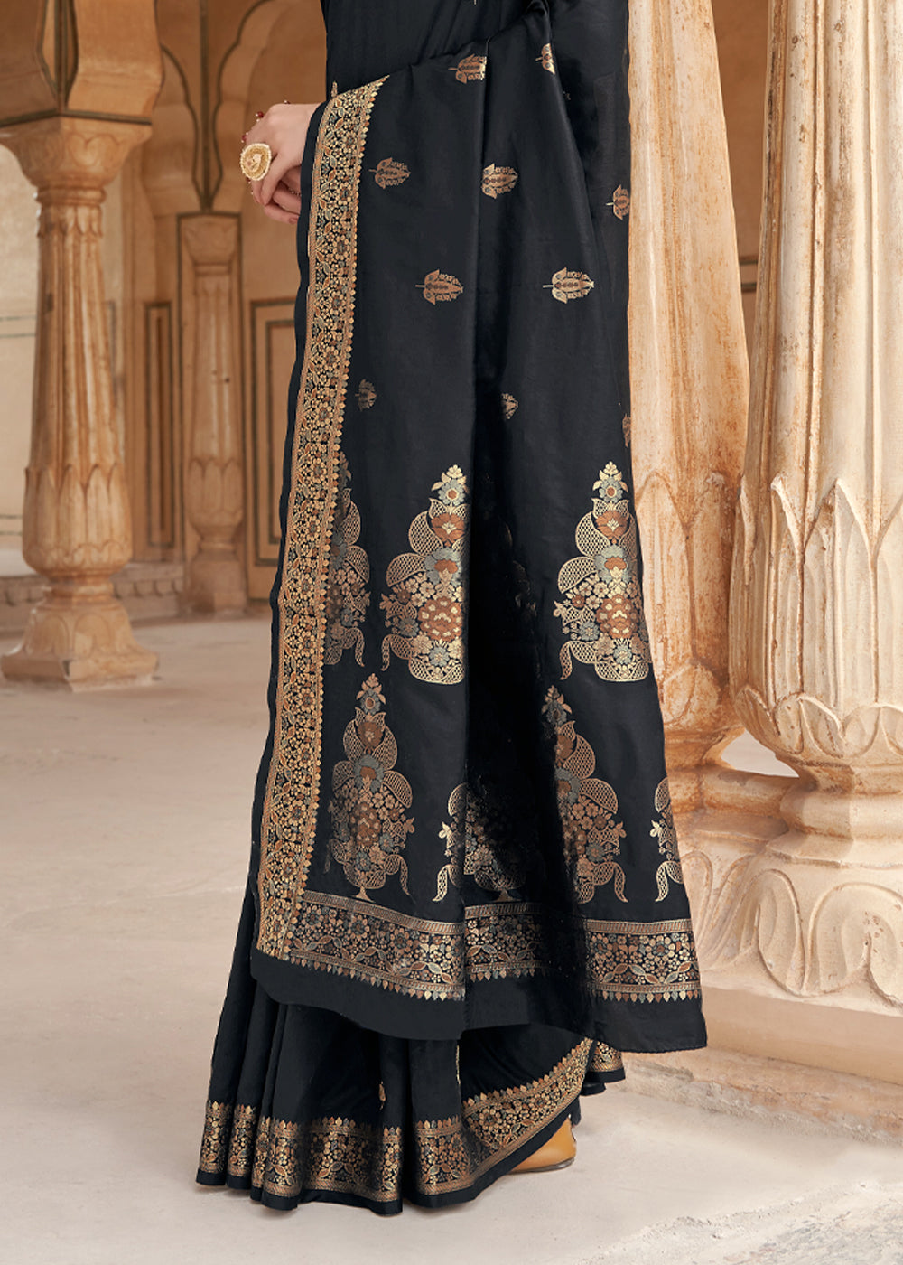 Buy MySilkLove Ebony Back Zari Woven Banarasi Silk Saree Online