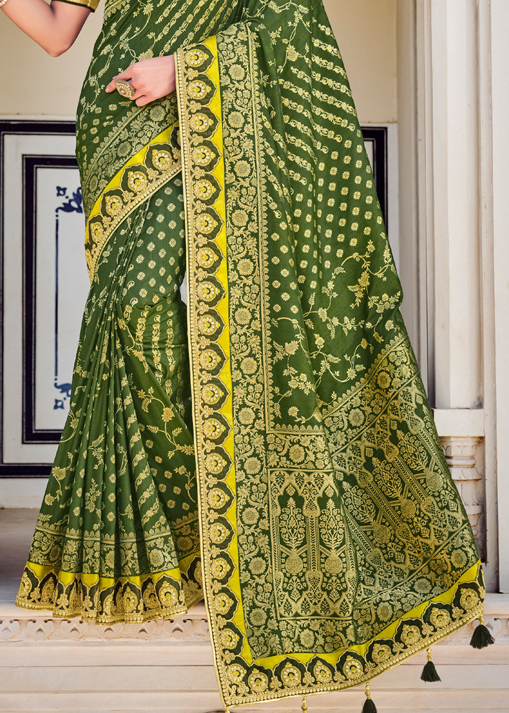 Buy MySilkLove Asparagus Green Zari Woven Designer Banarasi Saree Online